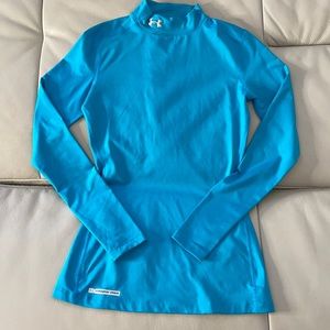 Underarmour long sleeve blue shirt